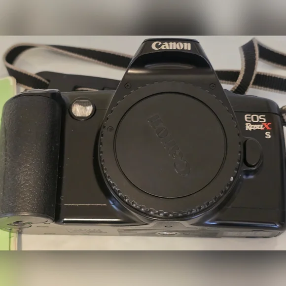 Canon EOS Rebel X S Black Camera body only like new - Picture 2 of 6